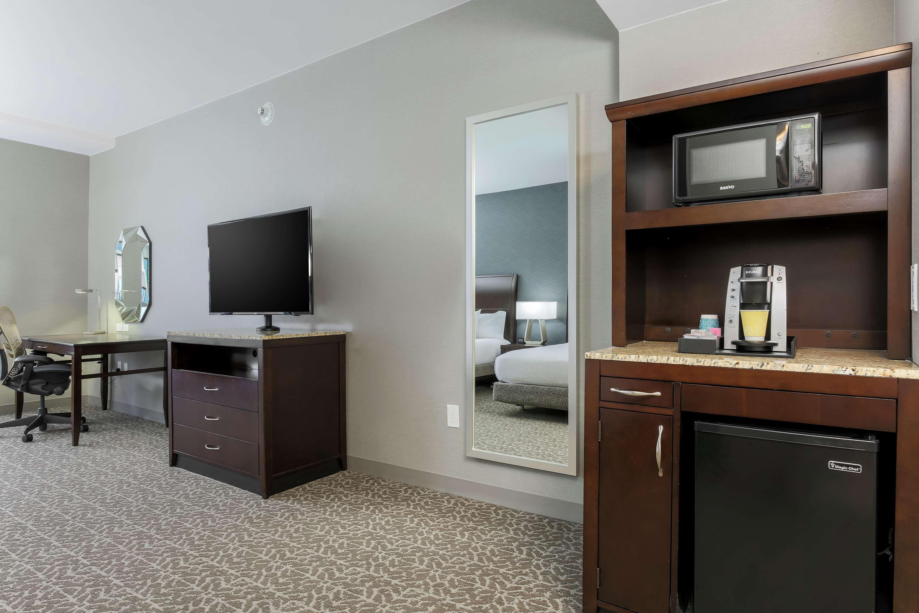 Hilton Garden Inn Shirlington Arlington Dış mekan fotoğraf