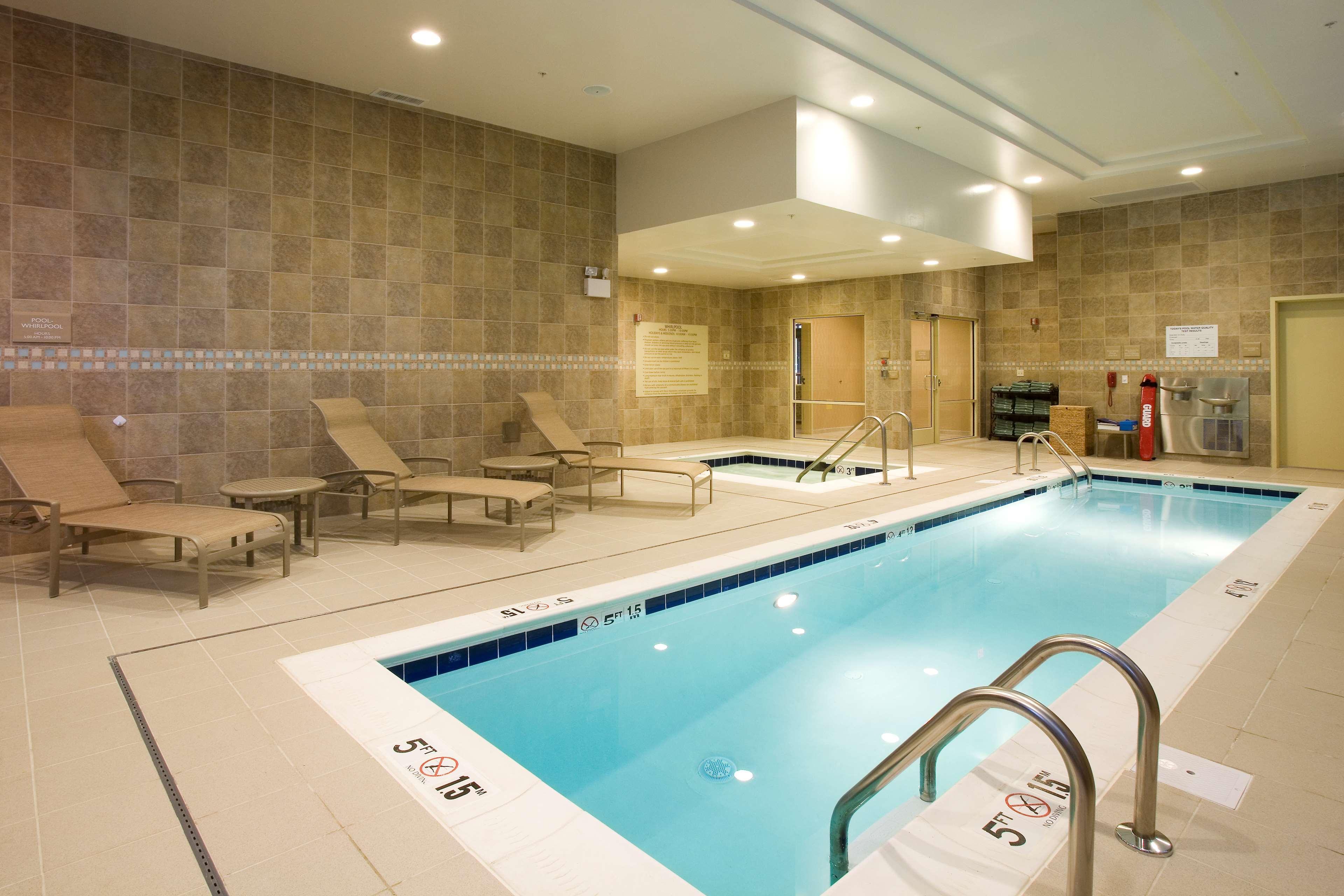 Hilton Garden Inn Shirlington Arlington Dış mekan fotoğraf