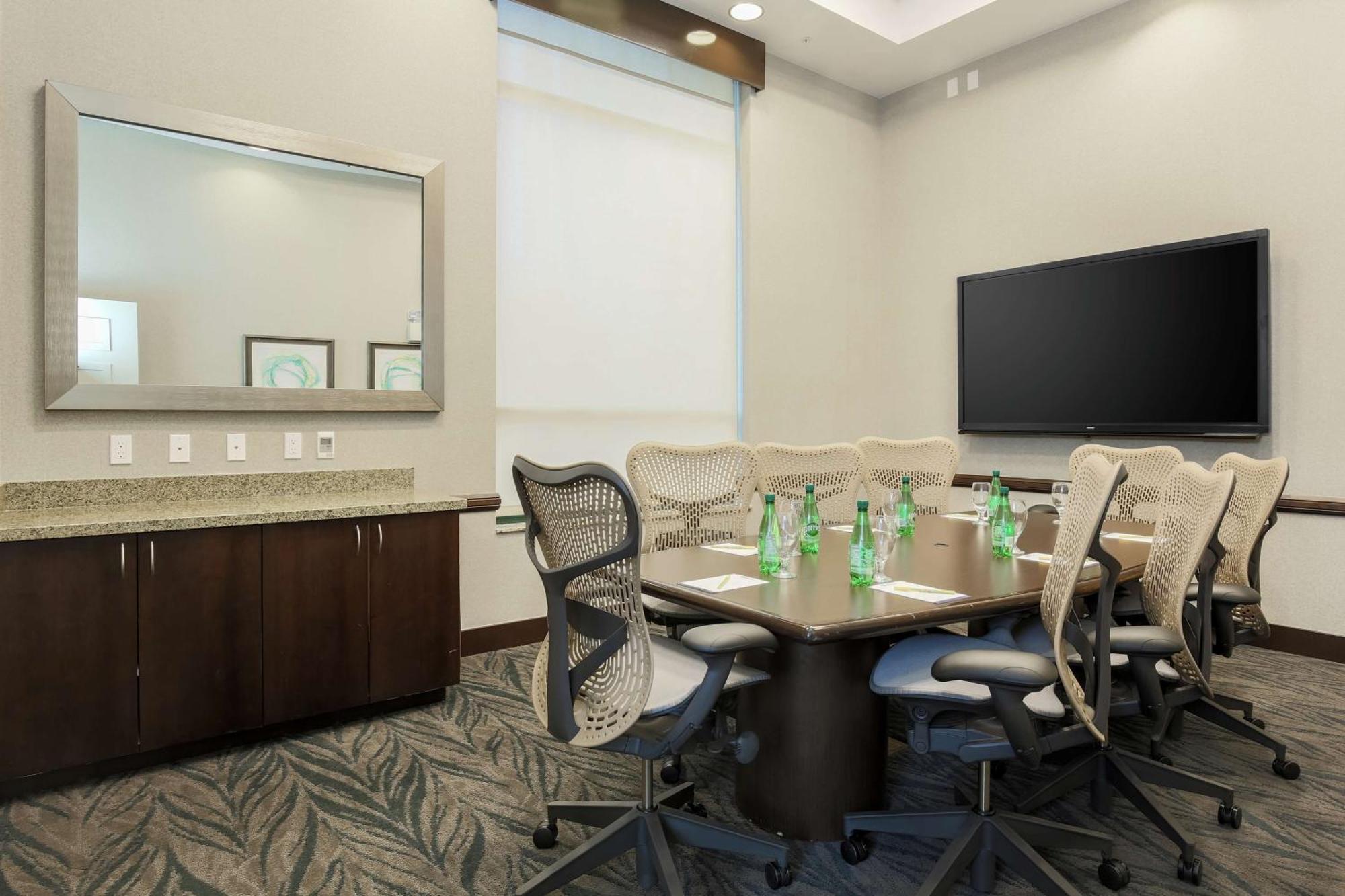 Hilton Garden Inn Shirlington Arlington Dış mekan fotoğraf