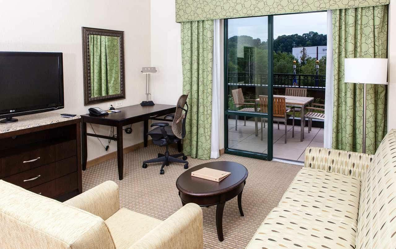Hilton Garden Inn Shirlington Arlington Dış mekan fotoğraf
